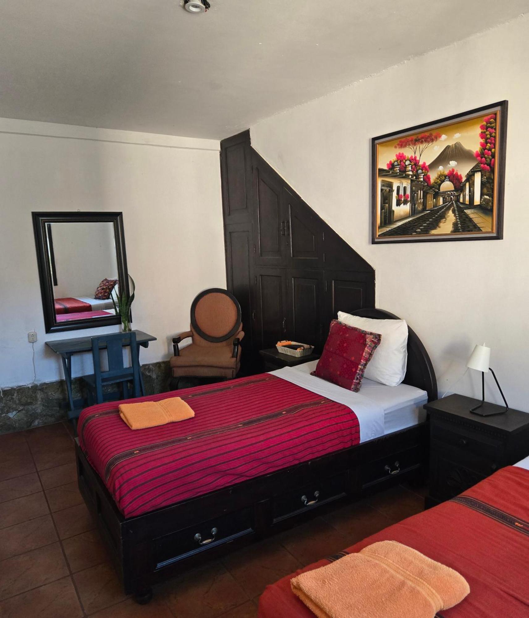 Casa Santiago Son Hotel Antigua ภายนอก รูปภาพ